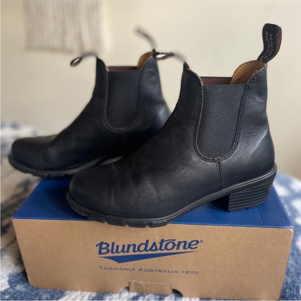 Blundstone Black Heeled Boots #1671